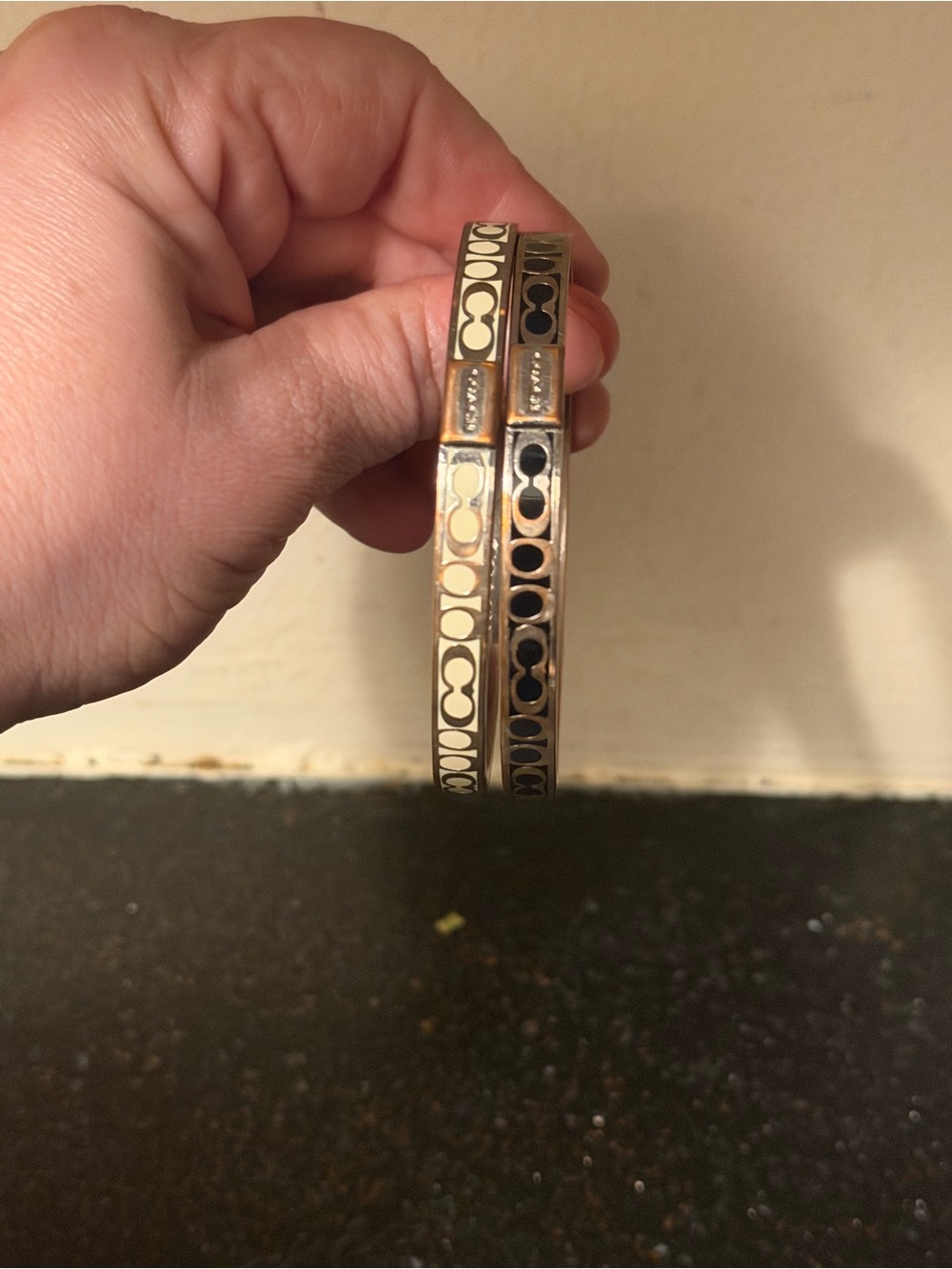Authentic COACH Gold Tone Enamel Signature C Logo Bangle Bracelets 7”